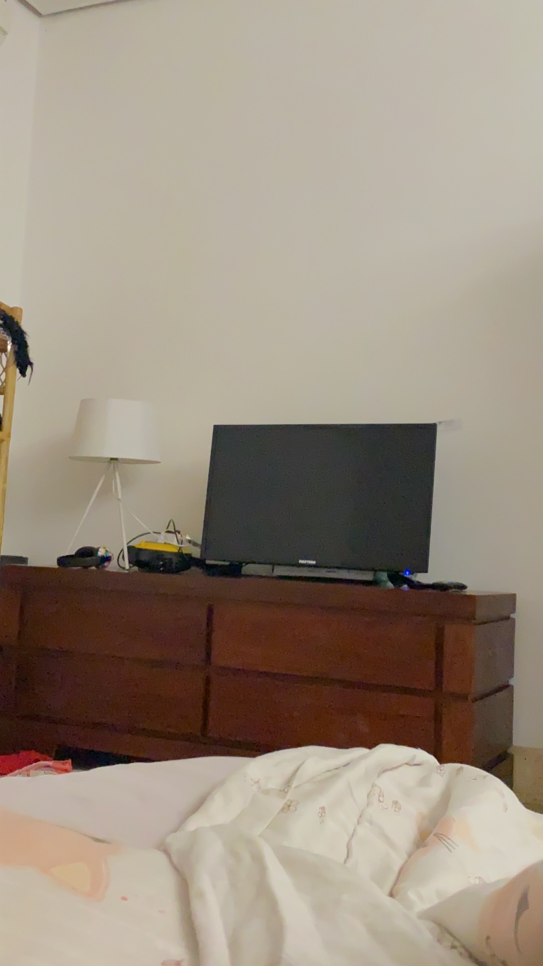 Meja Tv Minimalis Laci 4