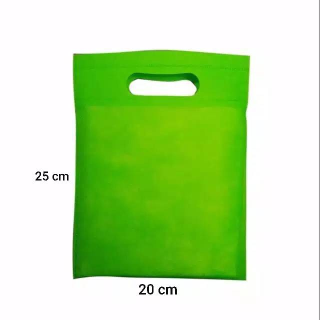 

Tas seminar / Tas spunbond / goodie bag murah polos flat uk(25×20)