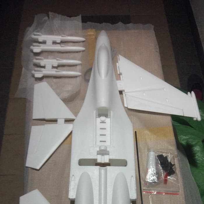 Rc Plane Epo Shukoi Su-27 Unassembled Kit Tanpa Packing Kayu (Khusus) Ze33821