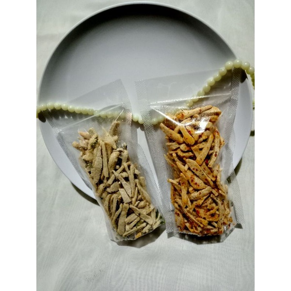 

kerupuk/basreng(baso ikan goreng)/makaroni bantat/pangsit/spiral/ pouch 60gr-100gr