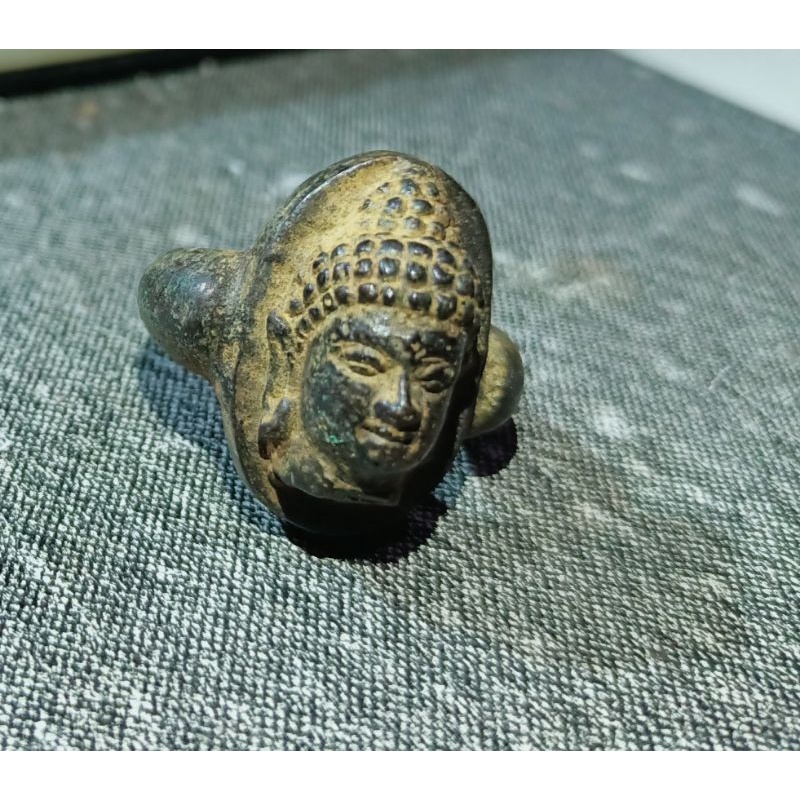 CINCIN MOTIF KEPALA BUDDHA