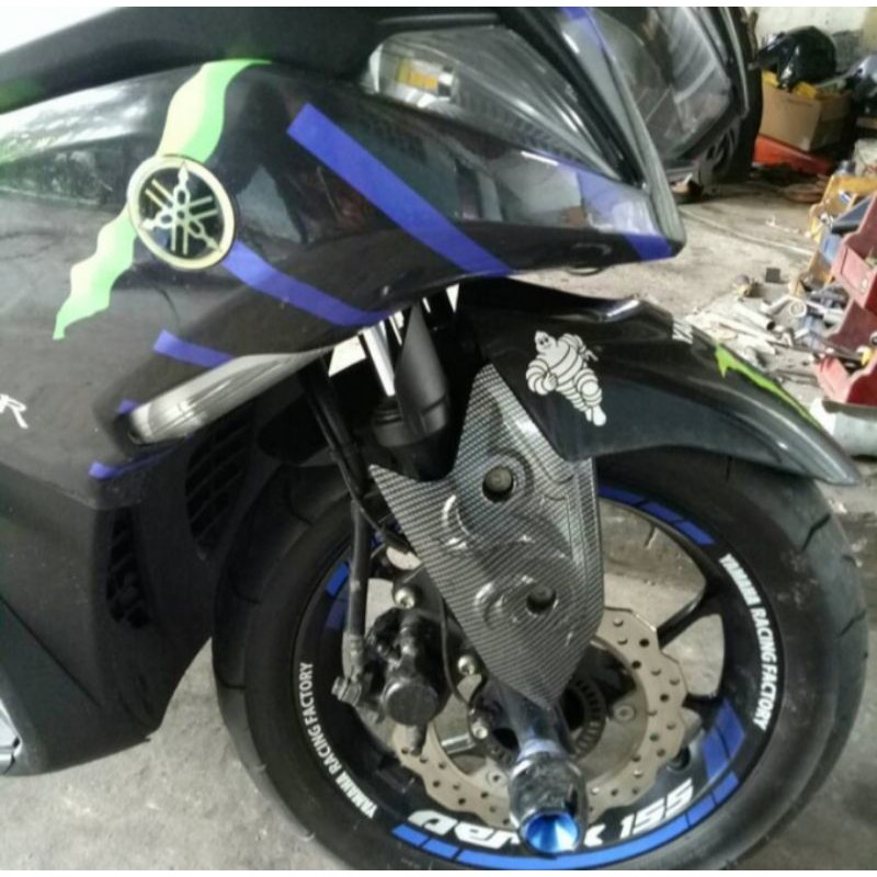 Cover tutup Kuping Spakbor Depan NEMO Carbon Yamaha Aerox 155