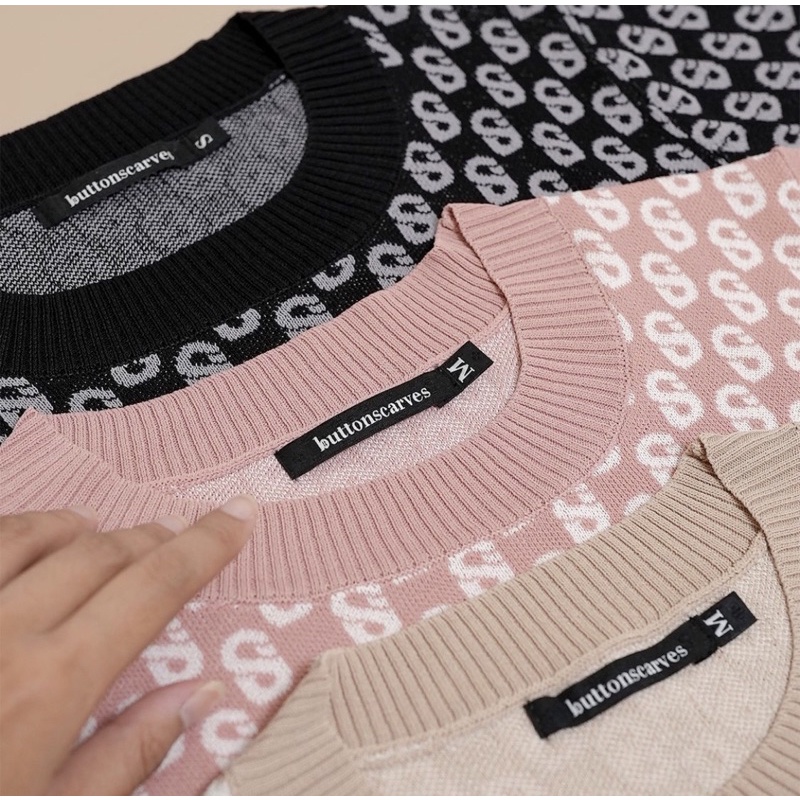 signature monogram sweatshirt dan cardigan Benang Jarum Buttonscarves