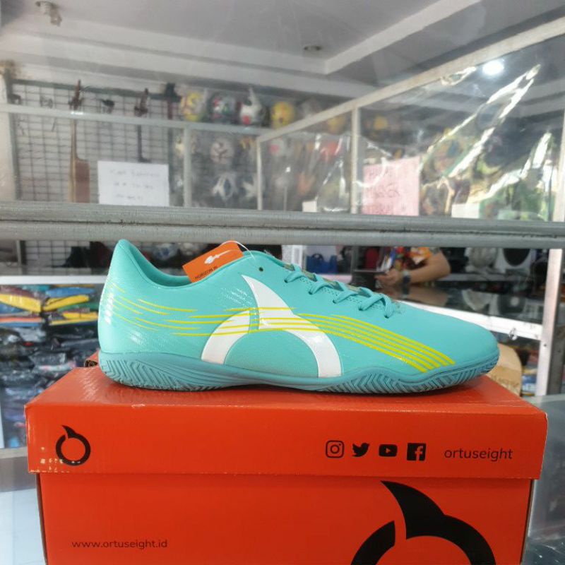 Sepatu Futsal Ortuseight Horizon In