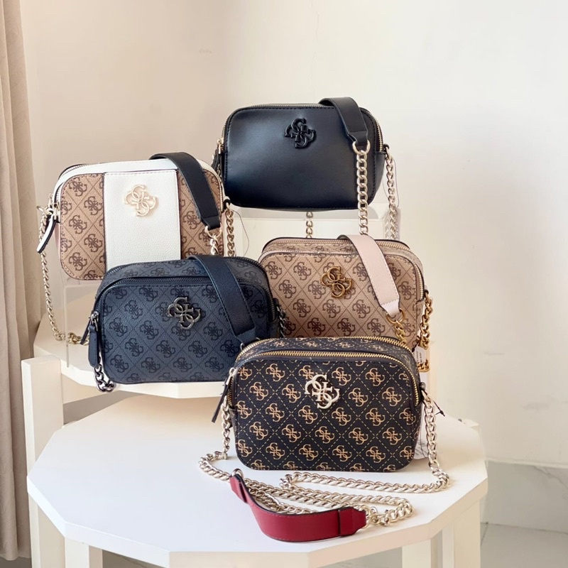 Guesss GS722 Tas Guesss Noelle double zip camera crossbody bag GB722