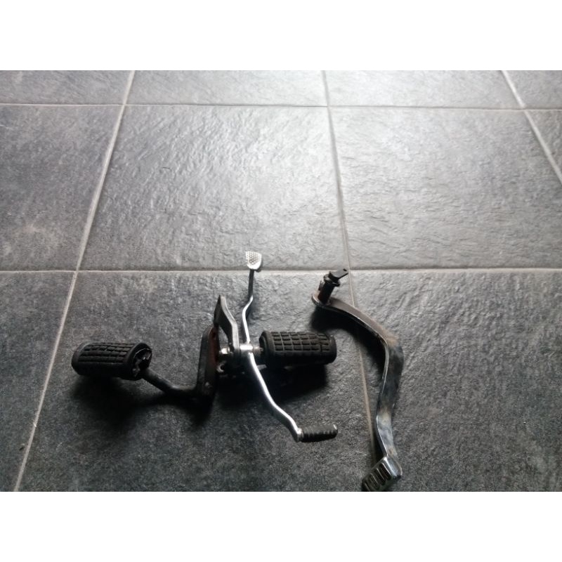 step depan satria fu