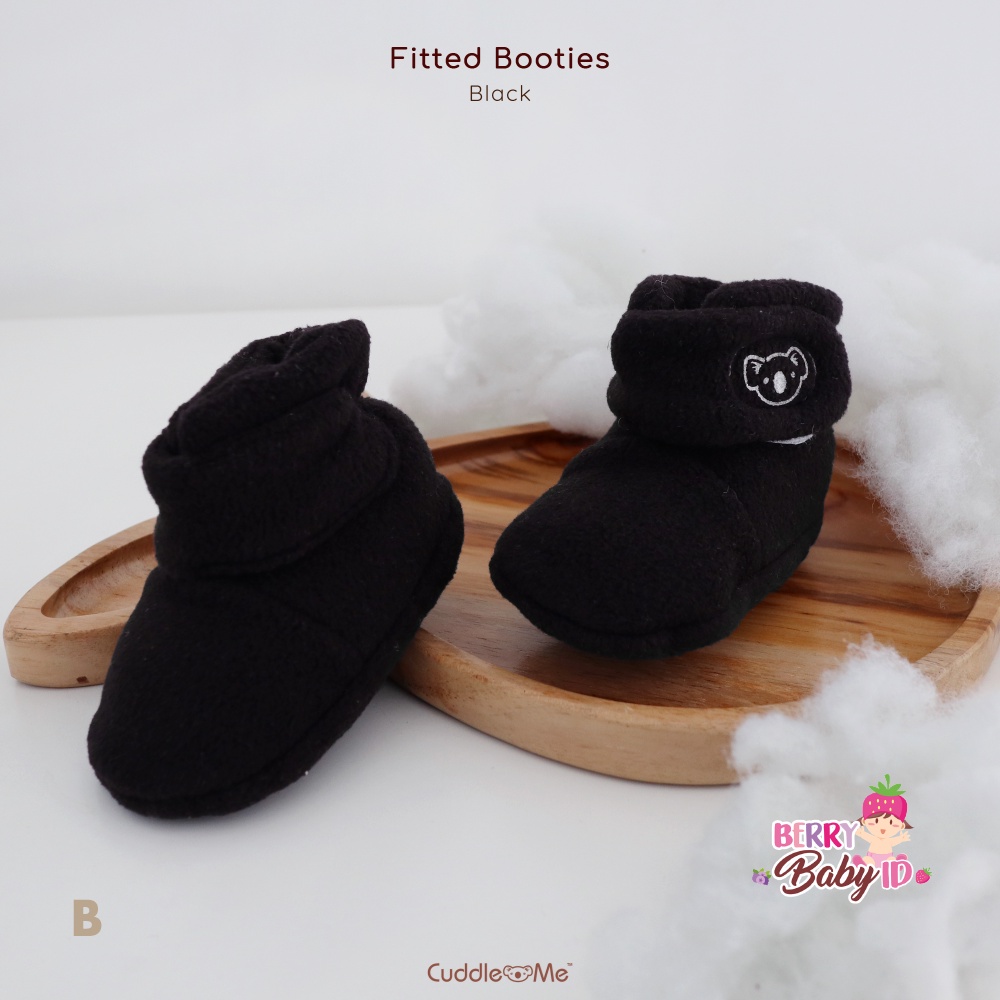 Cuddle Me Prewalker Sepatu Bayi Baby Fitted Booties Lucu dengan Velcro Berry Mart