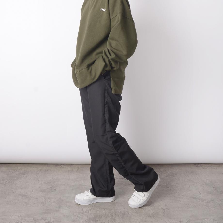 Paling Diminati.. UNTCKD Summit Flare Crewneck Green