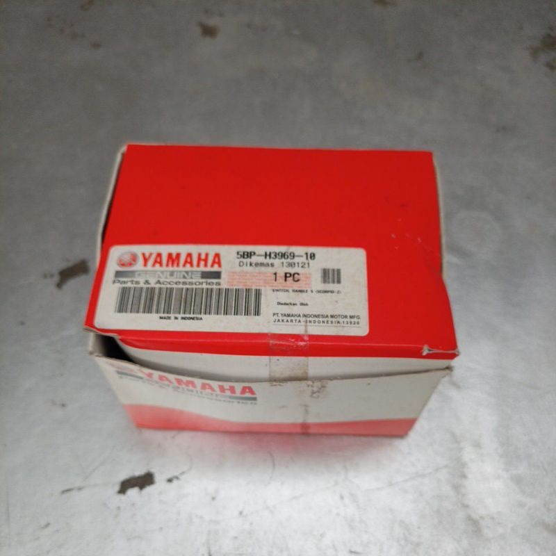 HOLDER KIRI SCORPIO ORIGINAL YAMAHA 5BP-H3969-10