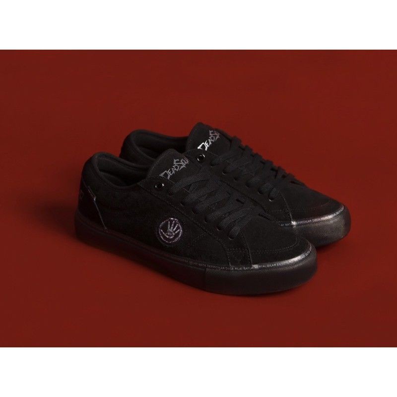 [ BNIB ] SEPATU BEAZT x DEADSQUAD  | DEADSHOE REDEMTION SIZE 40