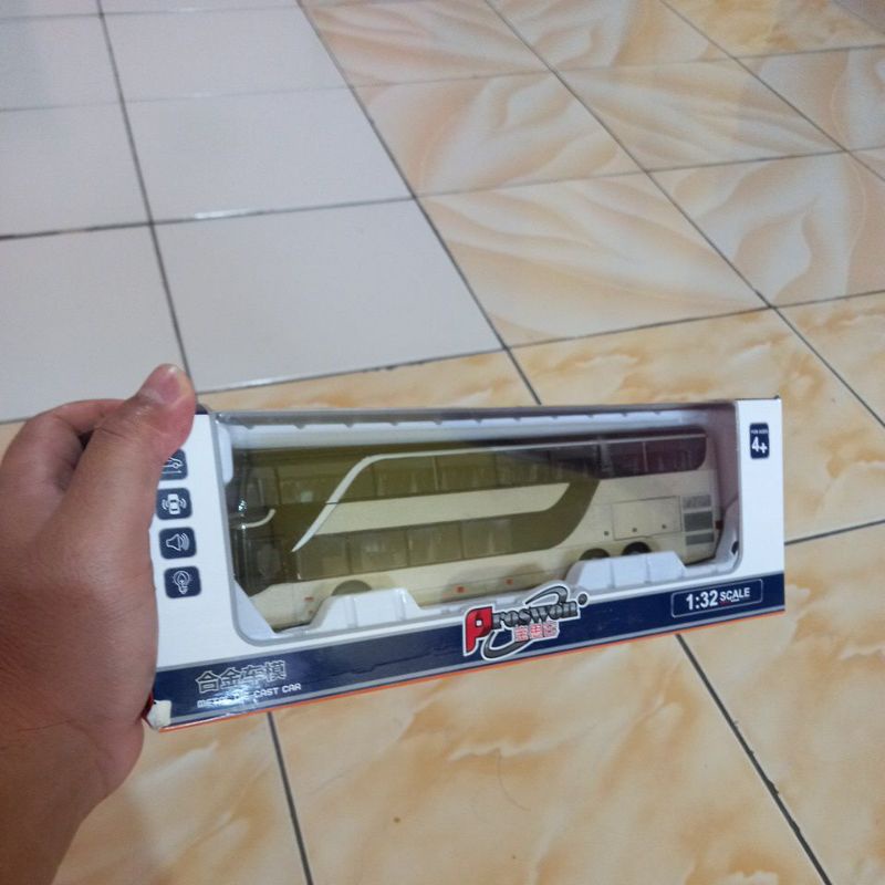 mainan anak bus tingkat bahan besi bis oleng indonesia