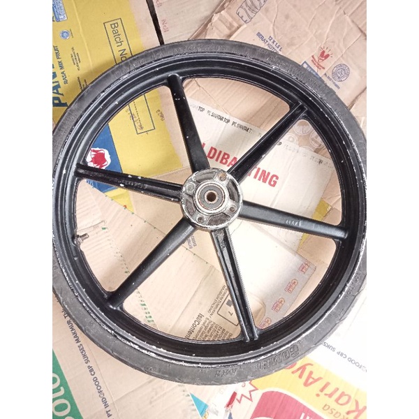 velg depan smash palang 6 lurus .sudah pnp ninja rr atau pnp satria fu.lain lain nya.karna kelaher s