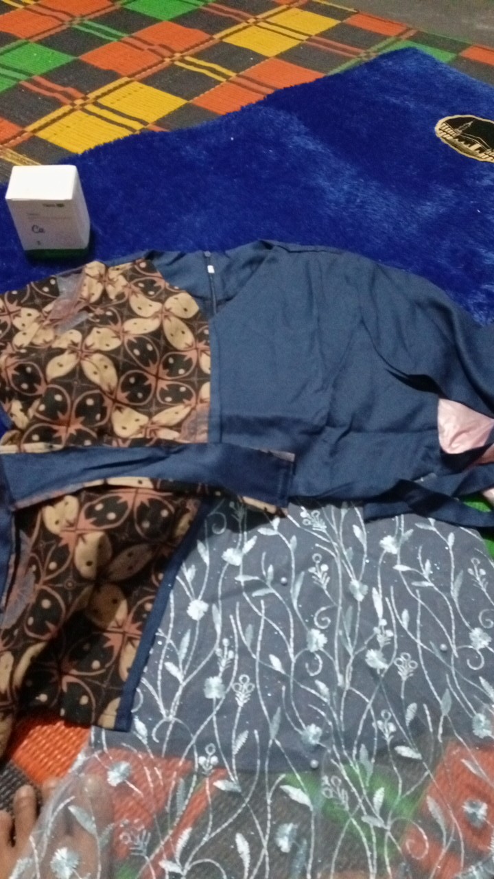 Atasan Batik Dolby Dolbi Dobby Doby Tenun Sutra Tulis Halus Katun Atbm Baron ,sarombit Atasan