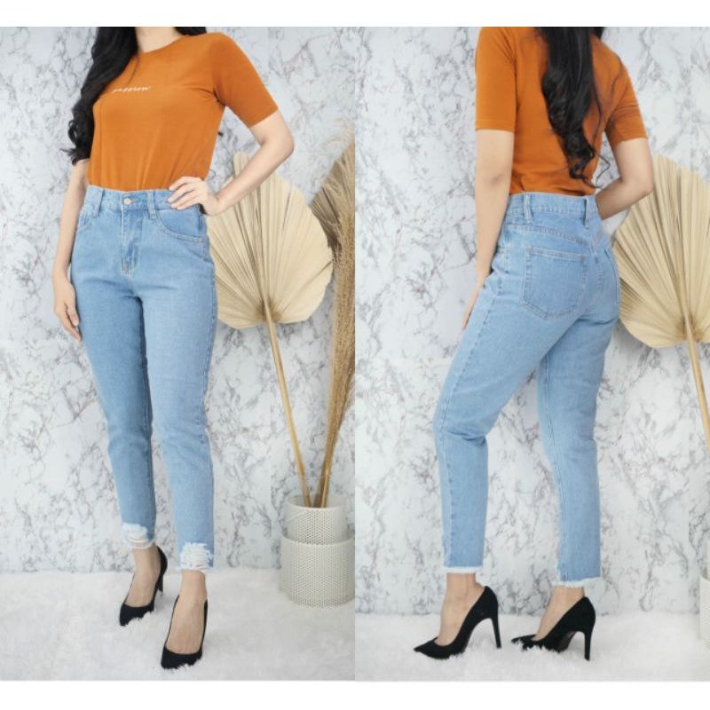 CELANA BOYFRIEND JEANS RIPPED SOBEK WANITA//BOYFRIEND RIPPED/BF SOBEK