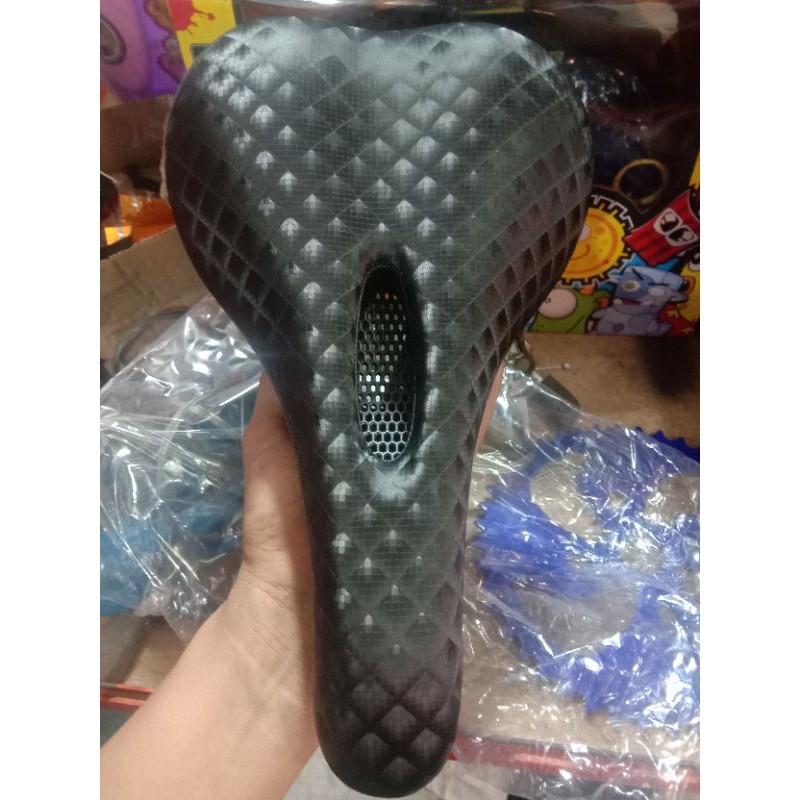 Sadel mtb motif carbon