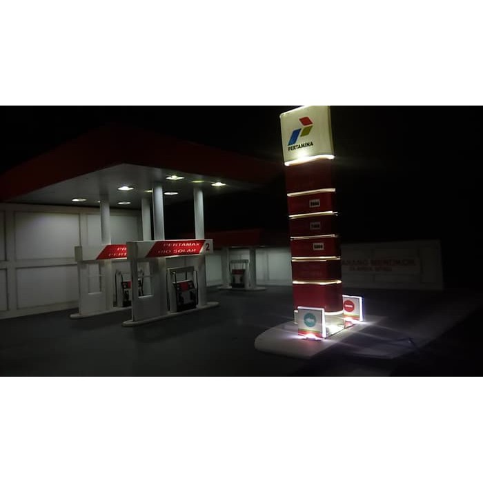 Miniatur SPBU pom bensin skala HO 1/87 full lighting mang irin