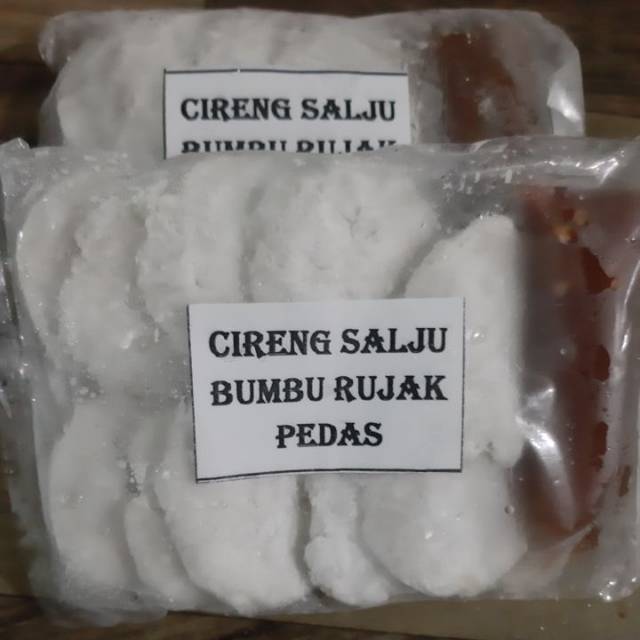 

Cireng salju bumbu rujak