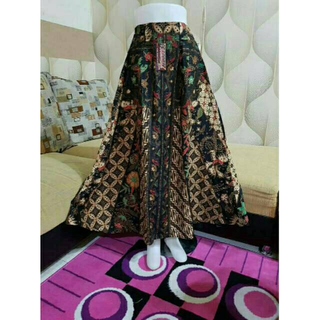 ROK BATIK SOGAN ROK BATIK PENDEK ROK BATIK MURAH ROK BATIK PANJANG ROK BATIK TULIS ROK BATIK JUMBO