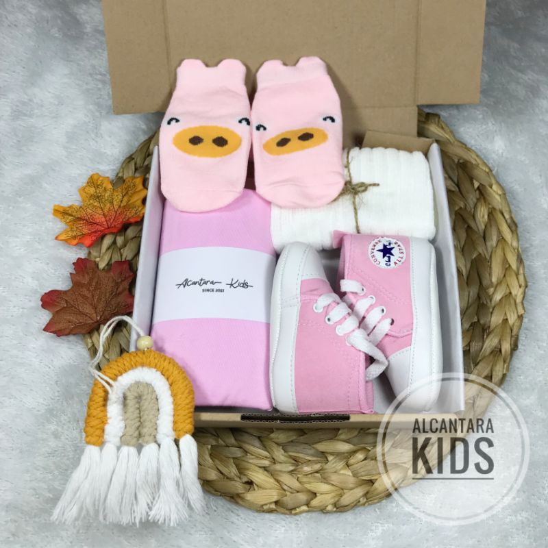 Hampers Bayi Newborn Baby Gift Set Unisex Kado Lahiran Bayi Laki Perempuan