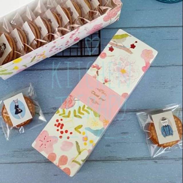 

BOX 21*7*5 THANK YOU SOFT PINK ISI 10PCS
