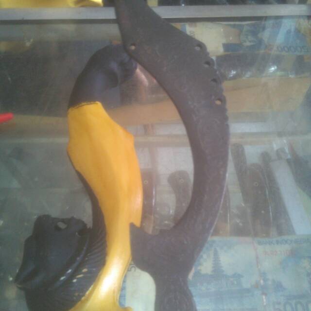 Kujang pamor replika