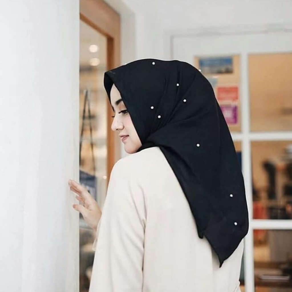JILBAB MUTIARA SEGIEMPAT MUTE - HIJAB SEGI EMPAT  - BELLA SQUARE - KERUDUNG - JILBAB BELLA