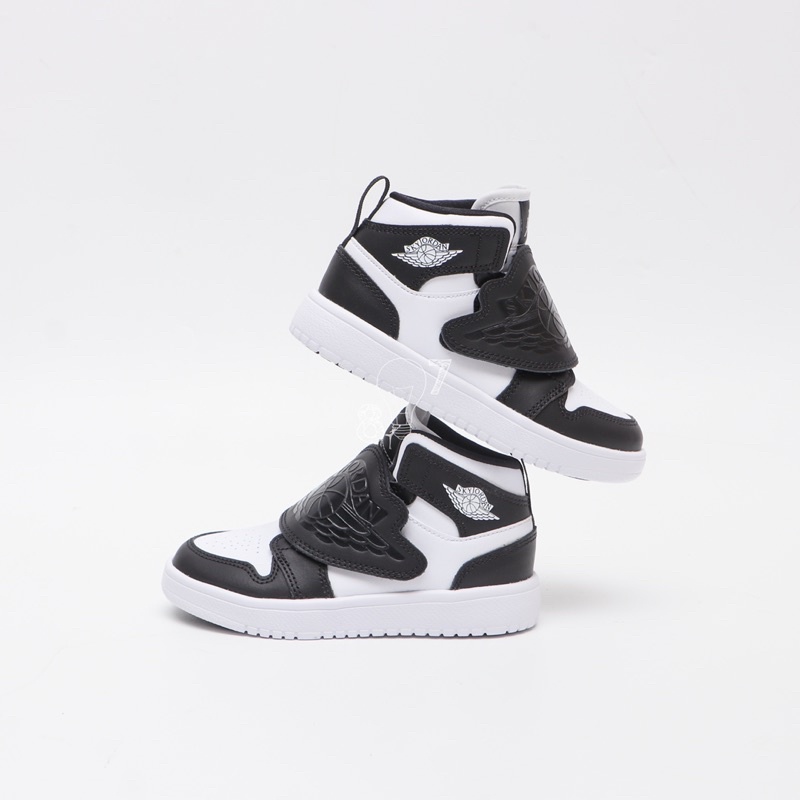 Sky Jordan 1 Black White Kids