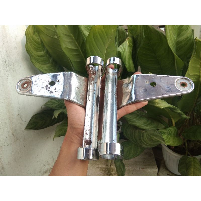 Pangkon Lampu Depan Yamaha RX Spesial