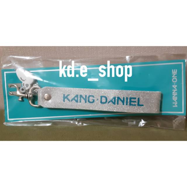 Official WannaOne Strap Keyring (summer pop up) - Kang Daniel