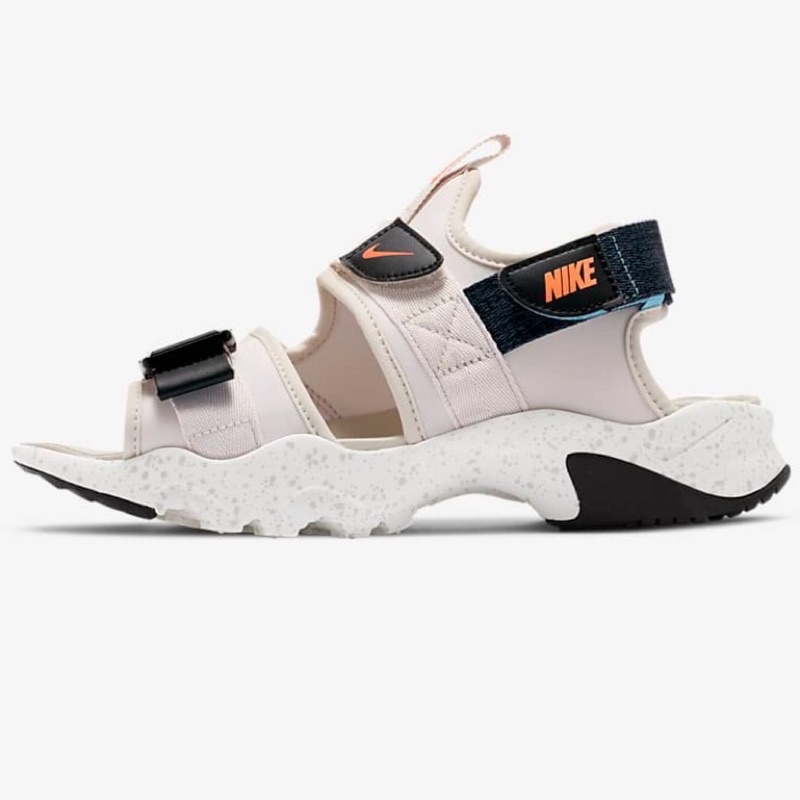 BNIB 100% ORIGINAL NIKE CANYON SANDAL WOMAN CREAM  / SEPATU SENDAL WANITA WOMENS KREM