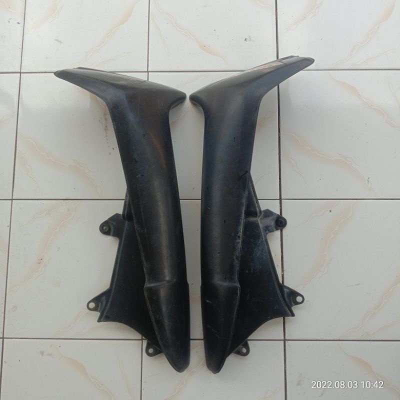 sayap luar yamaha crypton