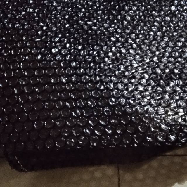 

Bubble wrap .. untuk pengaman barang pengiriman
