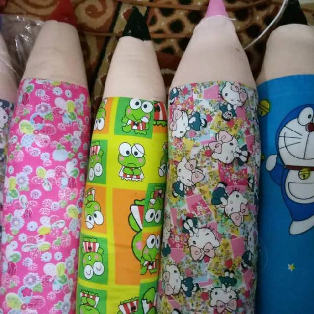 Bantal pensil jumbo padat dan besar bantal pensil