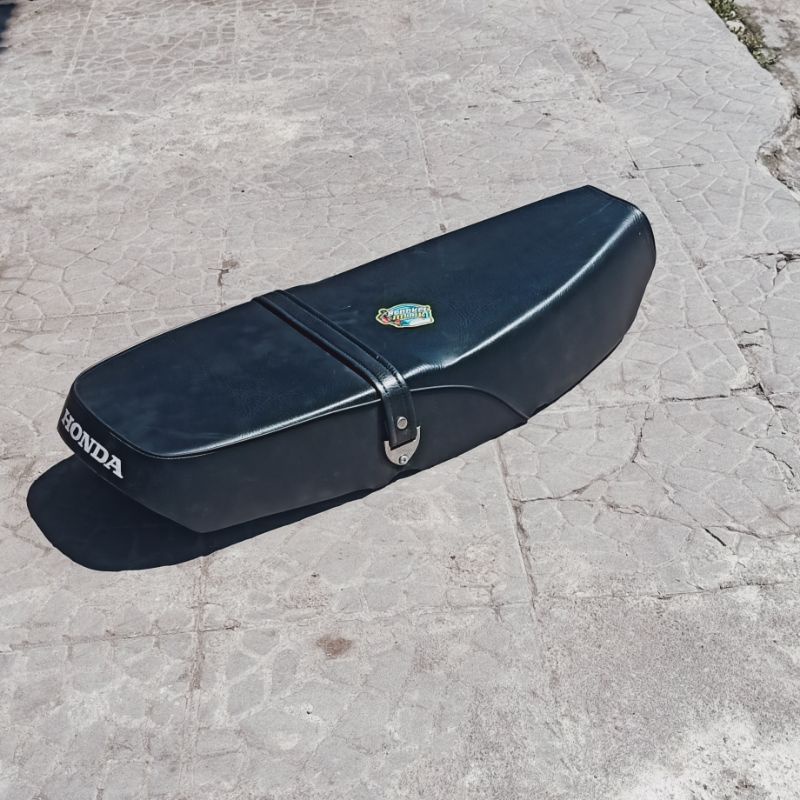 Jok Astrea Grand  jok sadel astrea grand model polos + sabuk