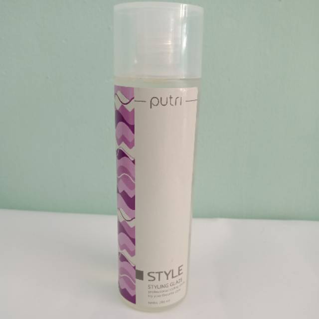 Putri Styling Glaze Wet look styling rambut