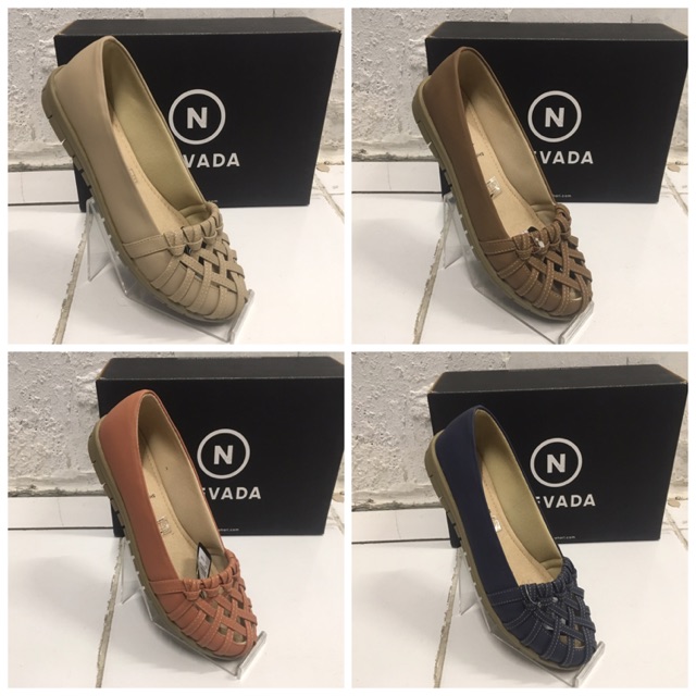 Sepatu Slip On Nevada Wanita