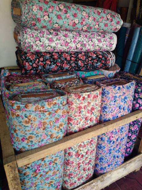 Kain Katun Jepang Motif Bunga Harga Per Meter 3 Shopee Indonesia