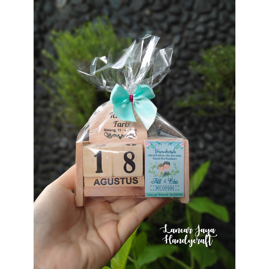 

Souvenir pernikahan murah unik Kalender Abadi Nikah Aqiqah Ultah dll