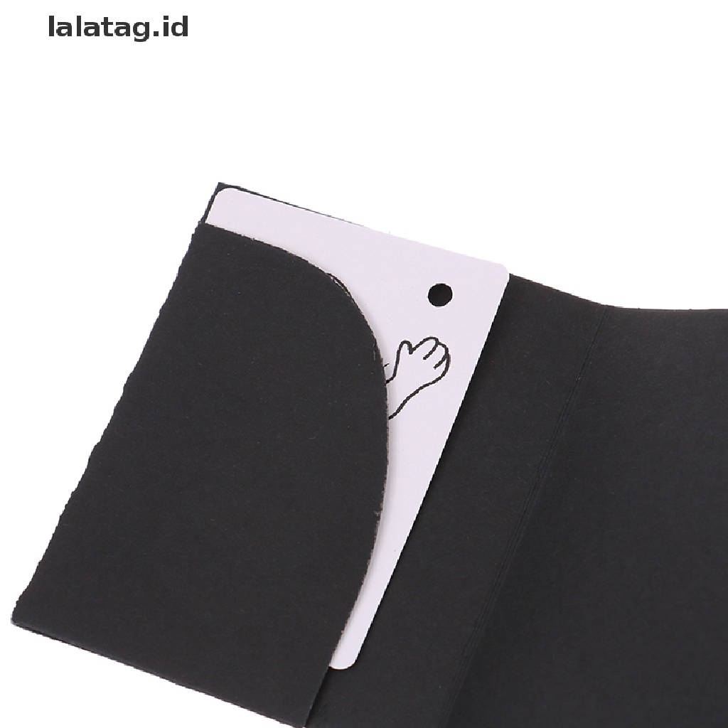 [lalatag] Ghost Escape Card Magic Tricks Ghost Card Escape From Keychain Magic Toy Props [ID]