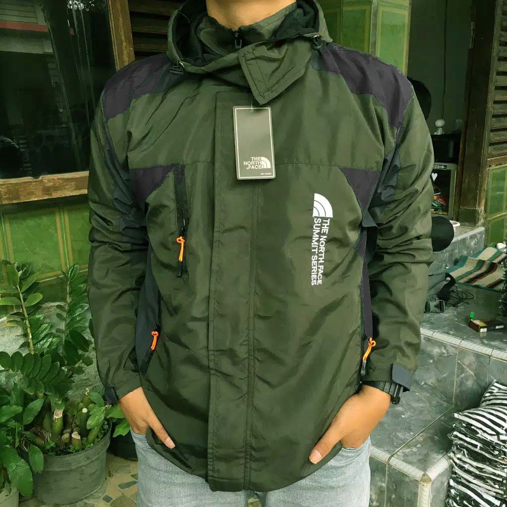jaket parasut gunung TNF kombinasi hijau tua botol army hitam mountain