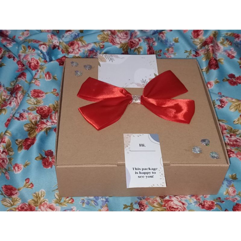 

Kotak kado | Kotak Hadiah | Kotak Hampers ukuran 22×22×7 cm
