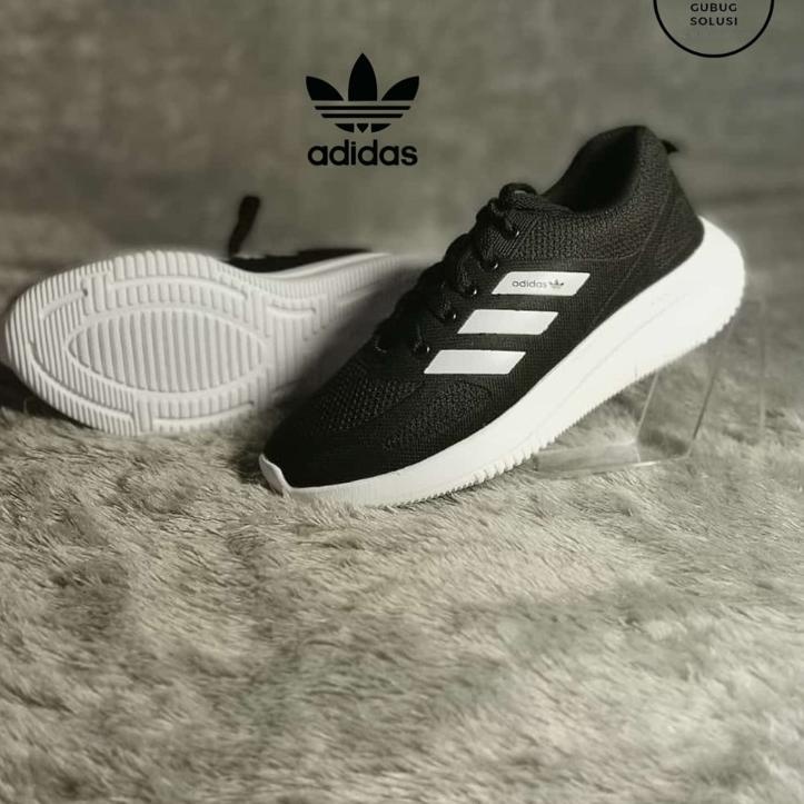 Recomended.. Sepatu sekolah / sepatu hitam polos / sepatu polos merek Adidas