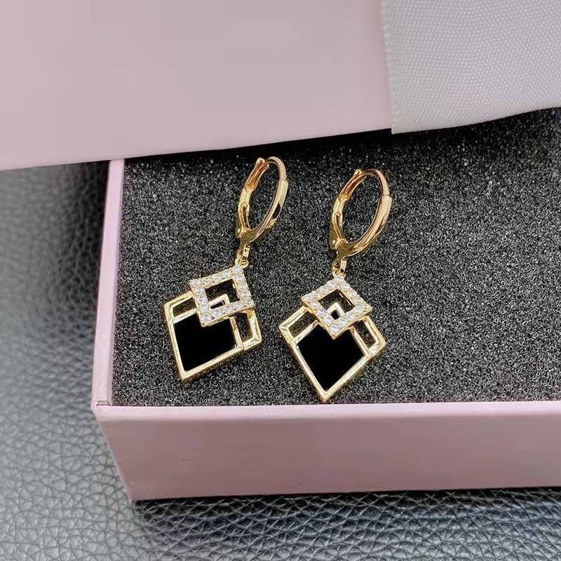 FerenHongXia Anting Berlian Imitasi Bentuk Double Diamond Warna Hitam Untuk Pernikahan