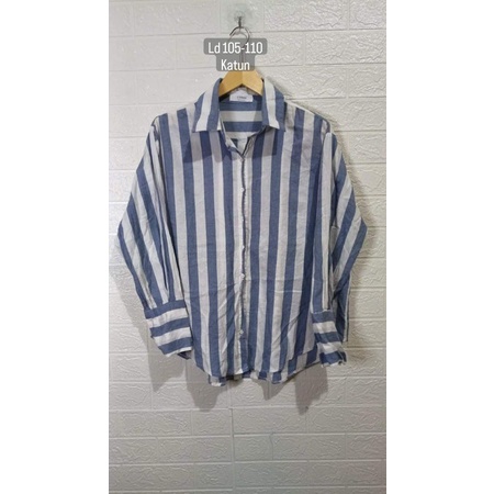 kemeja salur biru