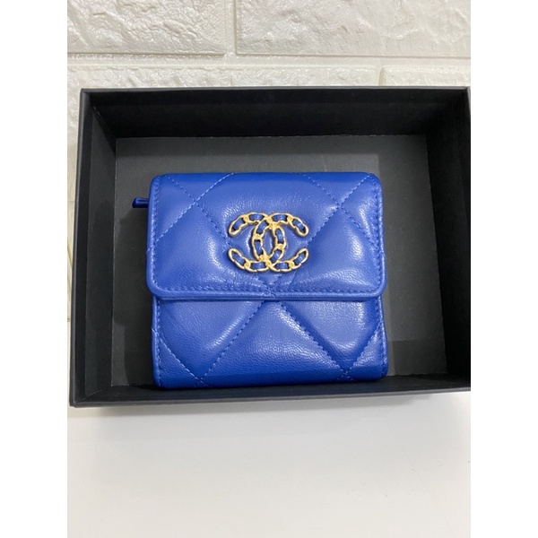 New Chanel 19 C19 Trifold Wallet Blue Electric Gold Hardware