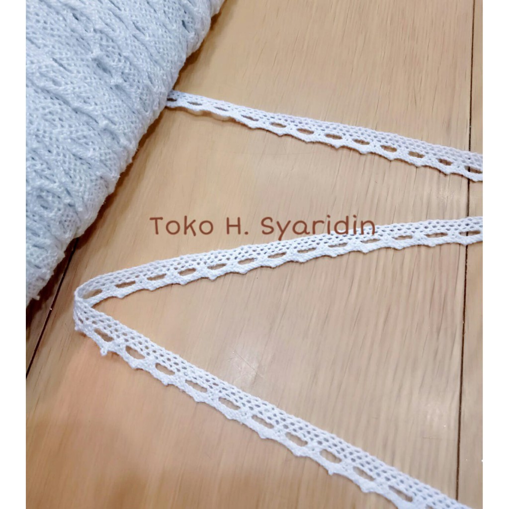 Renda Rajut Putih Meteran - mt 58