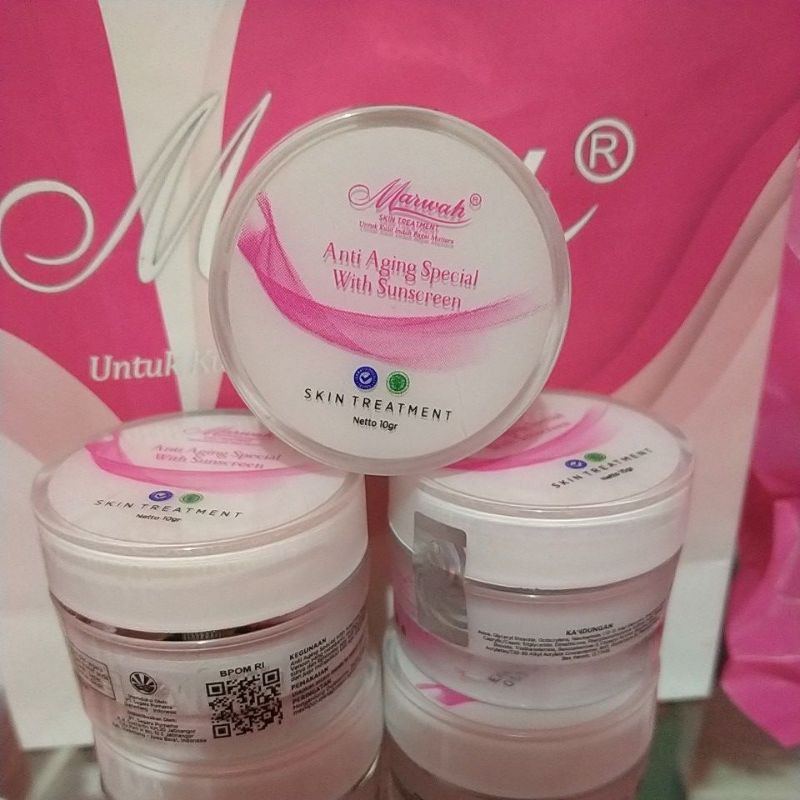 SUNSCREEN DAN CREAM MALAM ANTI AGING SPESIAL MARWAH
