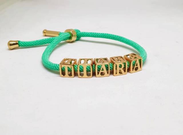 Gelang nama gelang Tali hongkong gelang inisial gelang huruf gelang alphabet