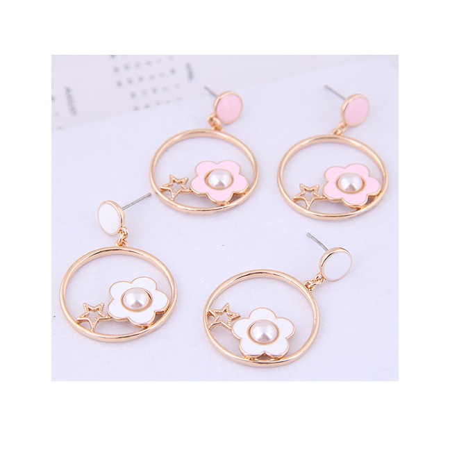 LRC Anting Tusuk Fashion White Flower Earrings A58418