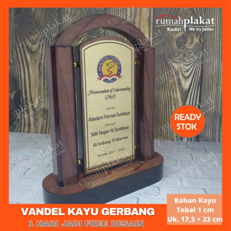Plakat Kayu | Vandel Kayu | Plakat Custom | Plakat Magang | Plakat KKN | Gerbang